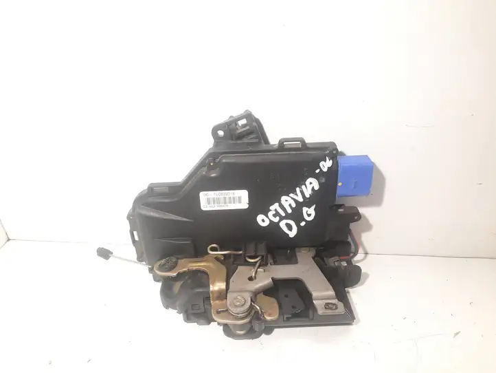 Skoda Octavia Mk2 (1Z) (2004 - 2013) 7L0839016 Замок задней двери — фото 1