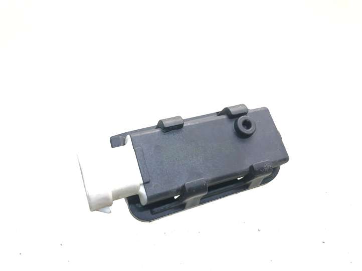 25884445 Chevrolet Captiva Interjero komforto antena