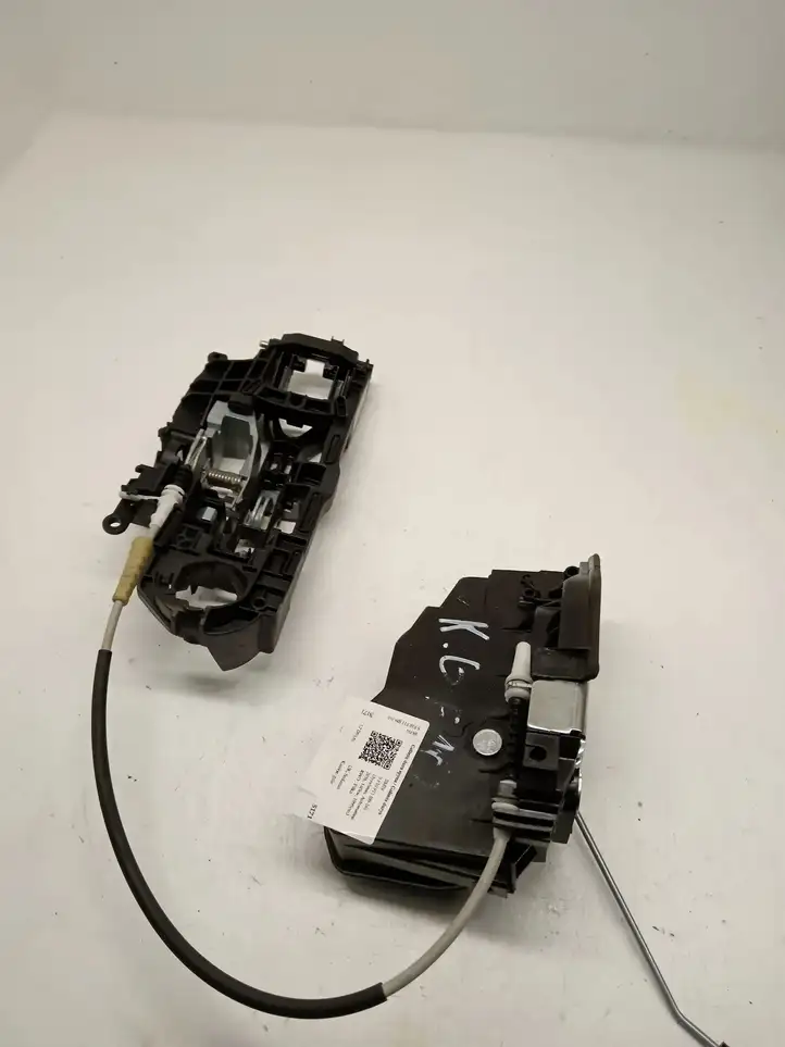 BMW 5 F10 F11 (2009 - 2016) 7202147 Замок задней двери — фото 2