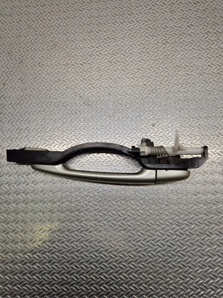 Toyota Corolla Verso AR10 (2004 - 2009) 9657619880 Наружная ручка двери — фото 3