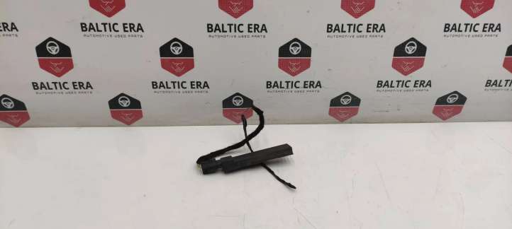 9220831 BMW 3 GT F34 Interjero komforto antena