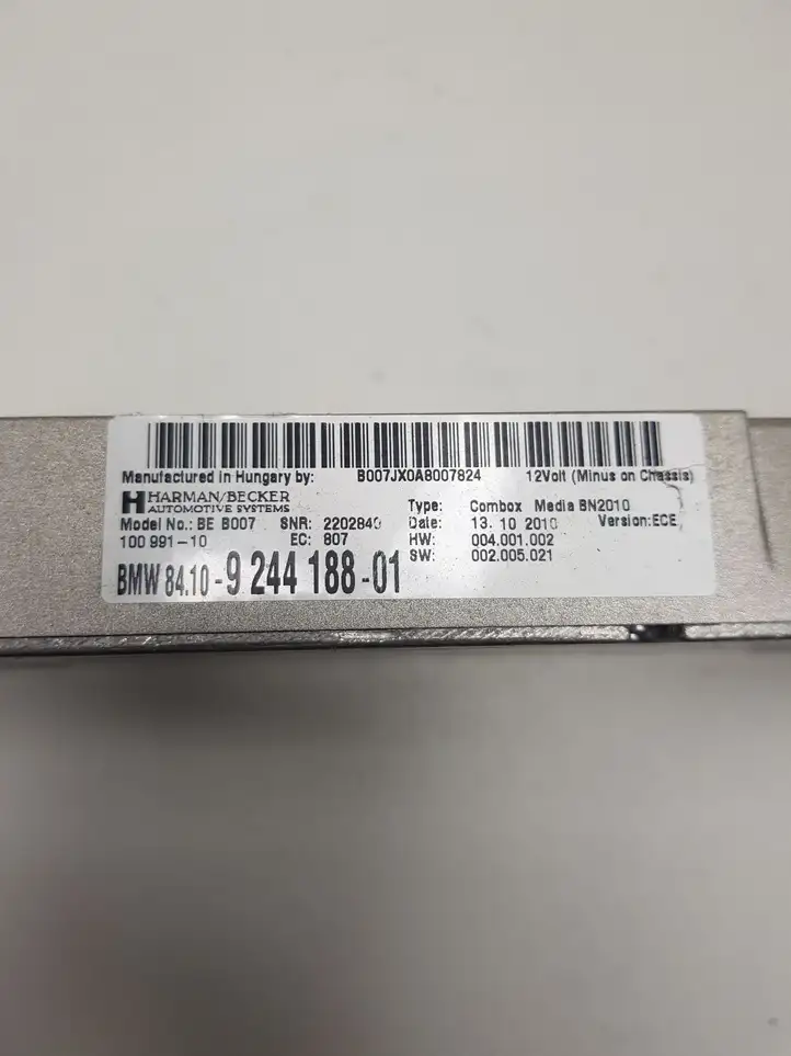 BMW 5 F10 F11 (2009 - 2016) 8410924418801 Bluetooth модуль — фото 2