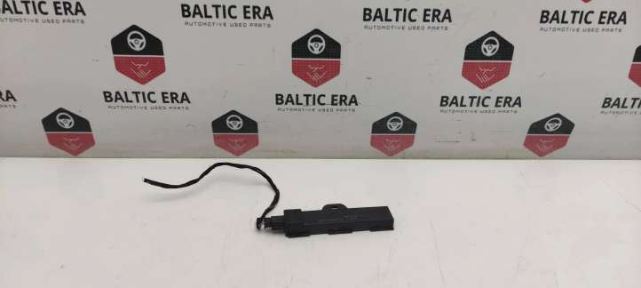 9220832 BMW 3 GT F34 Interjero komforto antena