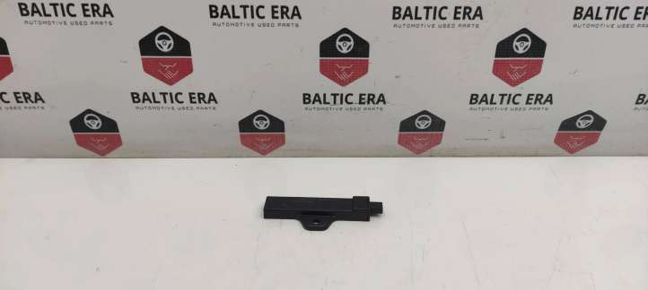 9220832 BMW 3 GT F34 Interjero komforto antena