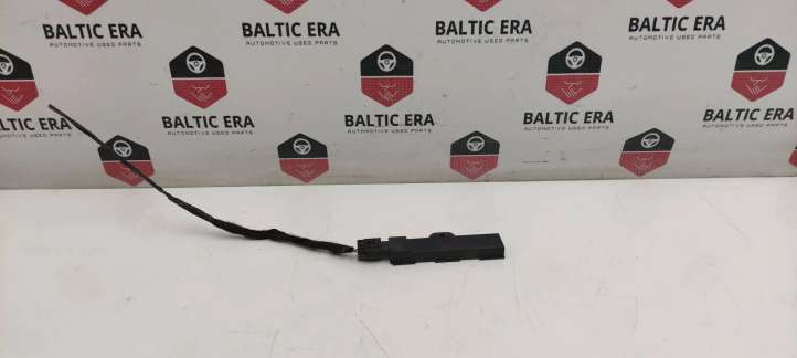 9220831 BMW 3 GT F34 Interjero komforto antena