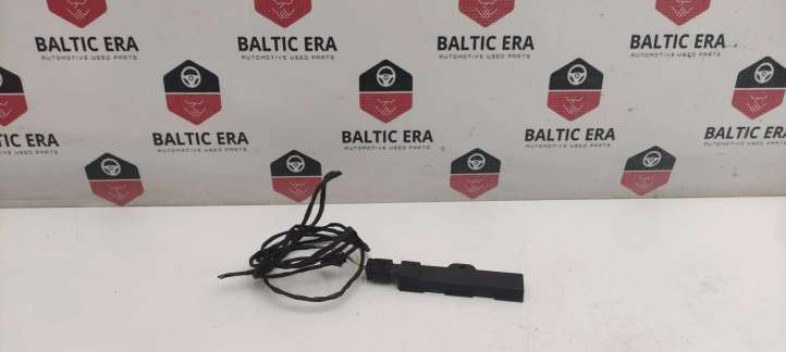 9220831 BMW 3 F30 F35 F31 Interjero komforto antena