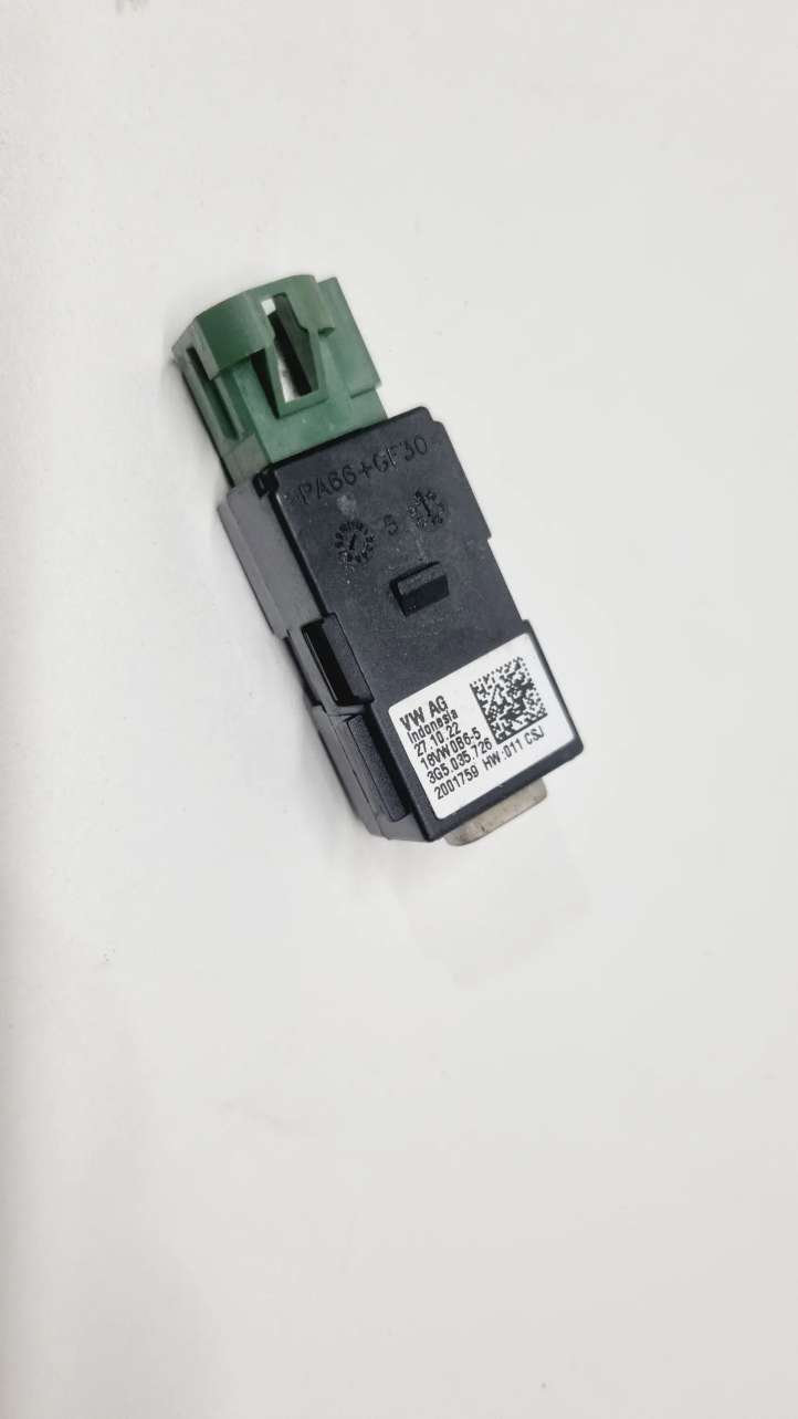 3G5035726 Skoda Karoq USB jungtis