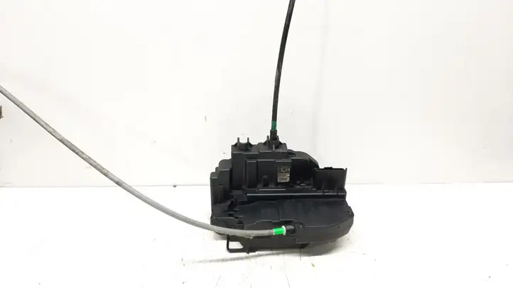 Nissan Qashqai (2006 - 2010) 82500JD000 Замок задней двери — фото 1