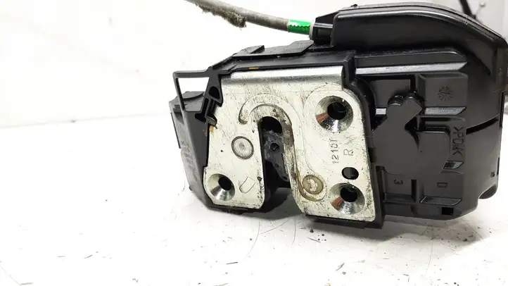 Nissan Qashqai (2006 - 2010) 82500JD000 Замок задней двери — фото 3