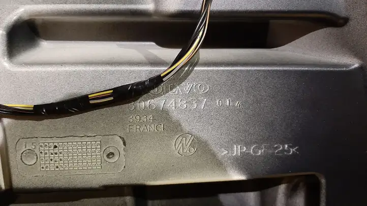 Volvo V70 (2013 - 2016) 30674837 Крышка багажника — фото 4