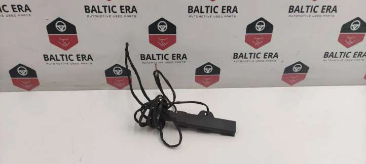 9220831 BMW 5 F10 F11 Interjero komforto antena