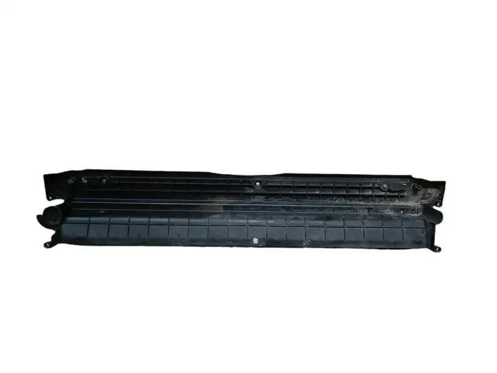 BMW 5 E60 E61 (2004 - 2010) 778743209 Верхняя панель радиатора — фото 2