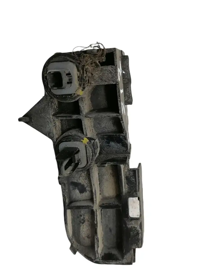 Toyota Auris 150 (2006 - 2012) 5256302030 Кронштейн заднего бампера — фото 3