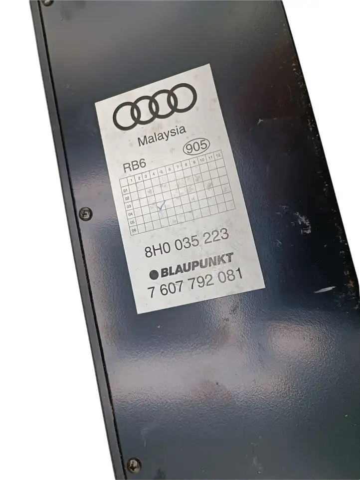 Audi A4 S4 B6 8E 8H (2000 - 2006) 8H0035223 Усилитель звука — фото 3
