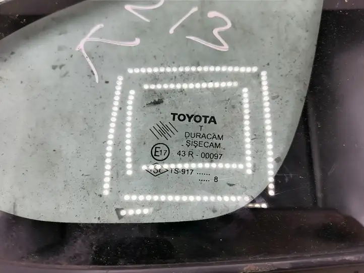 Toyota Auris 150 (2006 - 2012) 43R00097 Треугольное стекло передней двери — фото 3