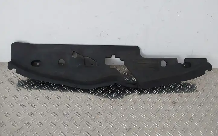 Toyota Verso (2012 - 2015) 532890F050 Облицовка радиатора — фото 1