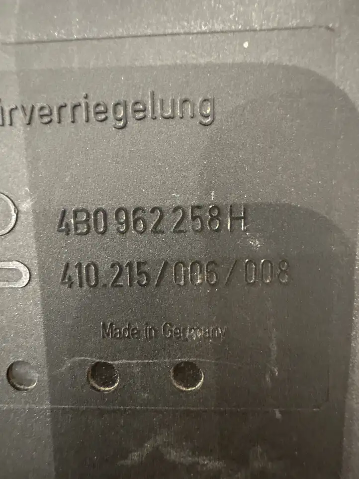 Audi A6 S6 C5 4B (1997 - 2001) 4B0962258H Модуль комфорта — фото 2