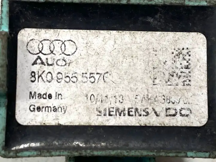Audi A4 S4 B8 8K (2007 - 2011) 8K0955557C Датчик удара SRS — фото 3