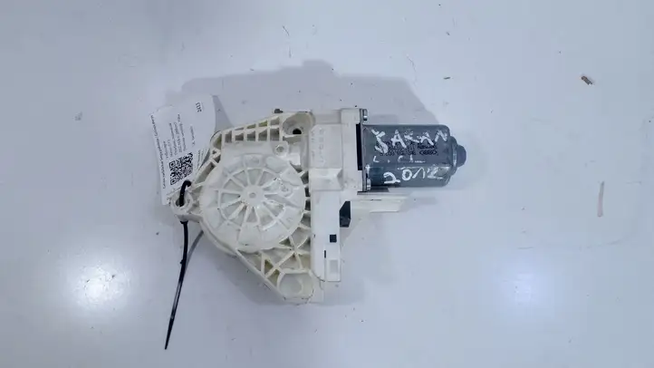 Volkswagen Sharan (2010 - 2015) 8K0959802B Стеклоподъемник задней двери — фото 4