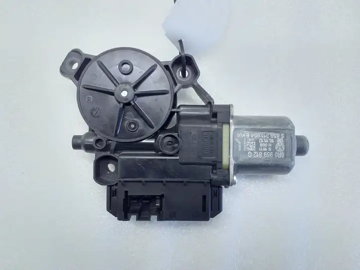 Volkswagen Polo V 6R (2009 - 2015) 6R0959812G Стеклоподъемник задней двери — фото 4