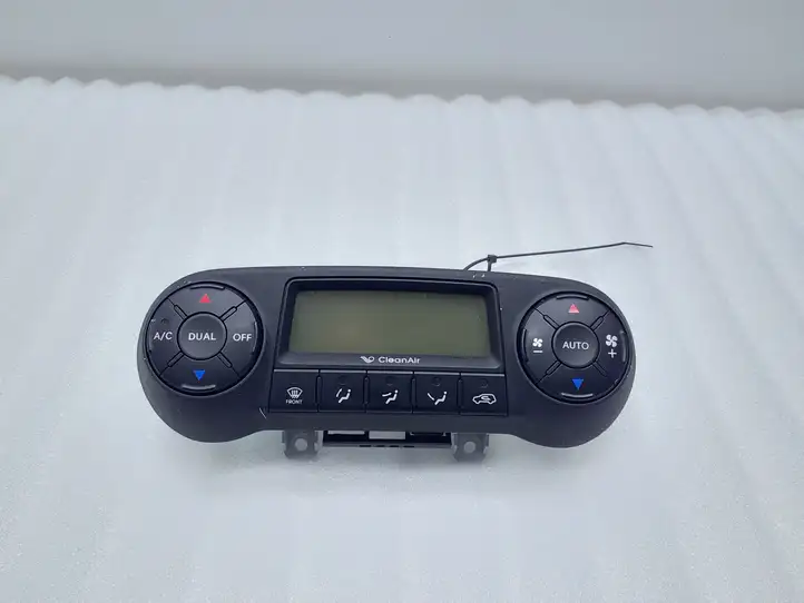 Hyundai ix35 (2009 - 2013) 972502Y601 Блок управления климат-контролем — фото 1