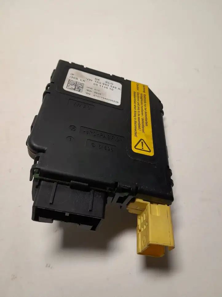 Volkswagen Touran I (2003 - 2010) 1K0953549A Датчик угла поворота руля — фото 3