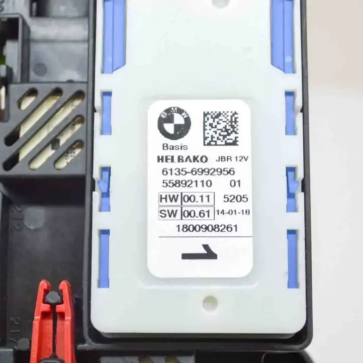 BMW X3 G01 (2018 - 2024) 6992956 Блок монтирования реле — фото 8