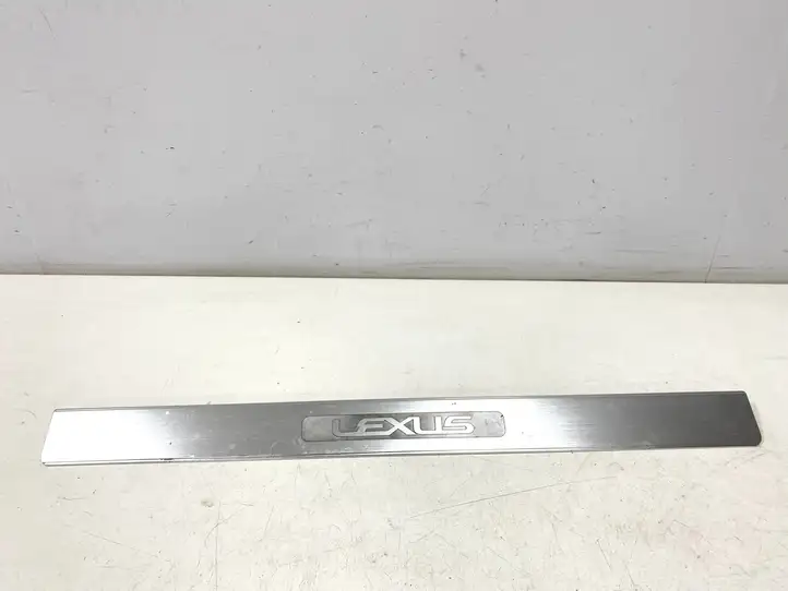 Lexus GS 300 350 430 450h (2004 - 2007) Внутренняя отделка переднего порога — фото 1