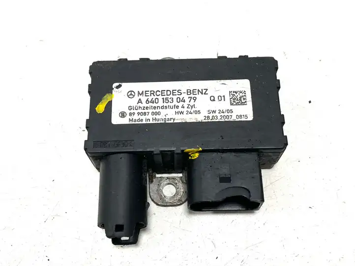 Mercedes-Benz A W169 (2004 - 2012) A6401530479 Реле накала свечей — фото 1