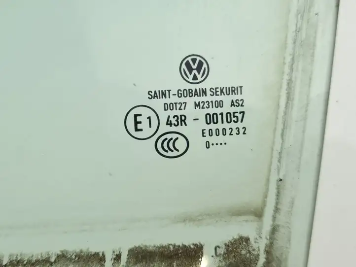 Volkswagen Golf VI (2009 - 2013) 5K6845025C Заднее стекло — фото 3