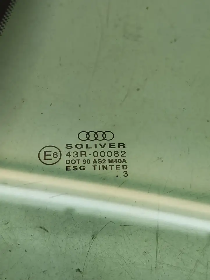 Audi A4 S4 B6 8E 8H (2000 - 2006) 43R00082 Заднее боковое стекло — фото 2