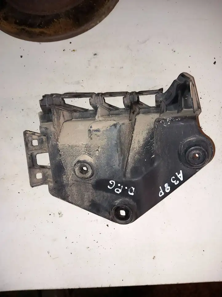 Audi A3/S3 8P (2004 - 2008) 8P4807394E Кронштейн заднего бампера — фото 3