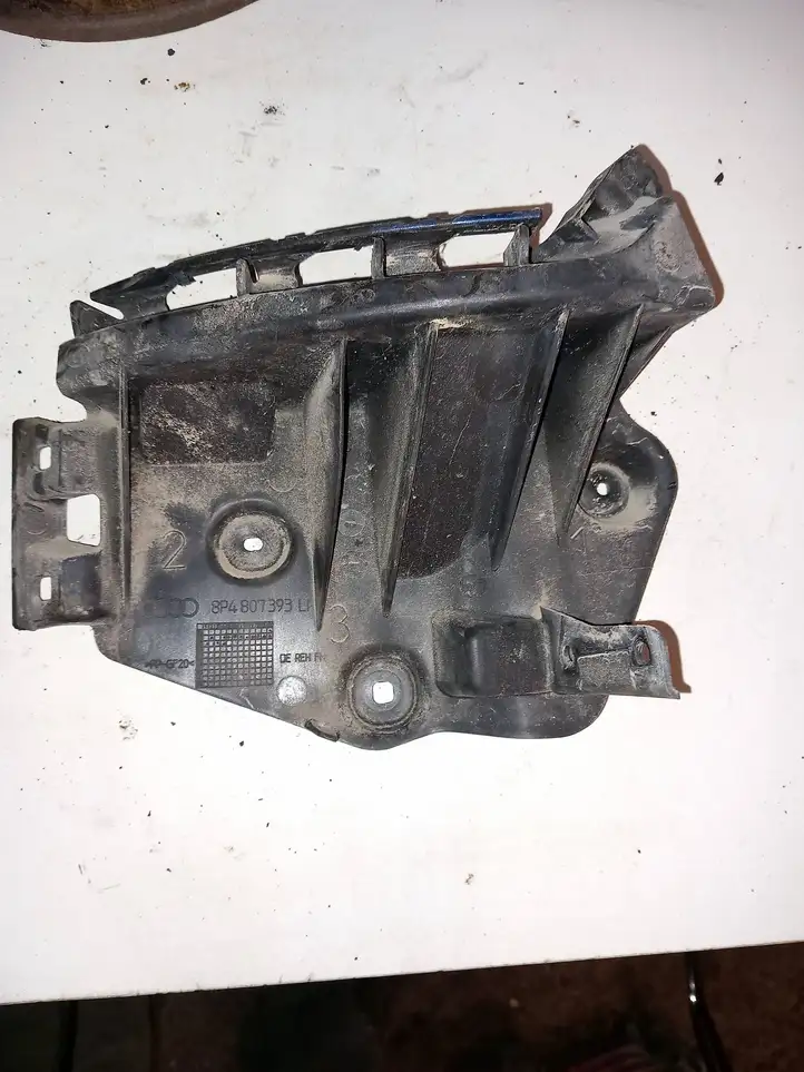Audi A3/S3 8P (2004 - 2008) 8P4807393 Кронштейн угловой части бампера — фото 1