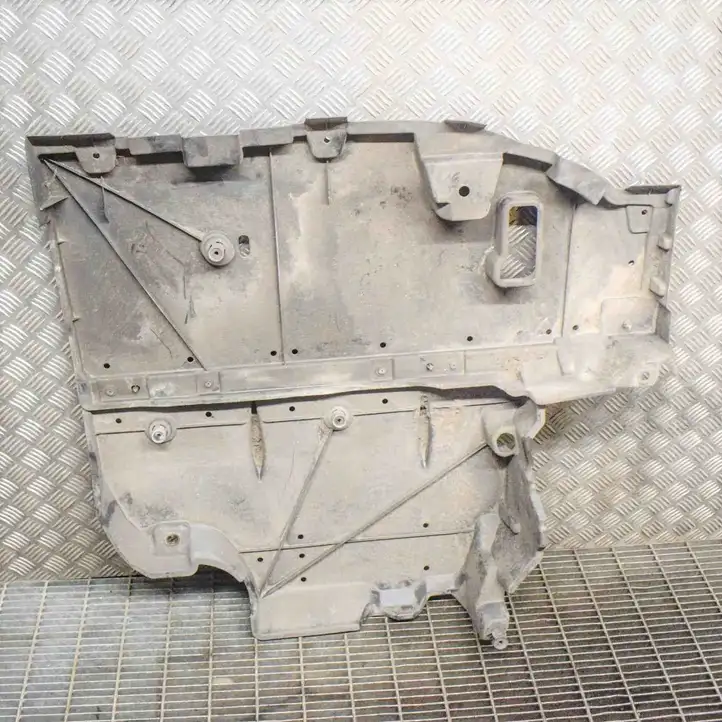 Toyota Prius (XW30) (2009 - 2015) 5830847011 Защита днища — фото 4