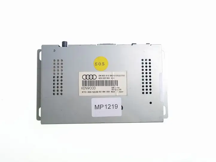 Audi A6 S6 C6 4F (2004 - 2008) 4E0910563B Усилитель антенны — фото 1
