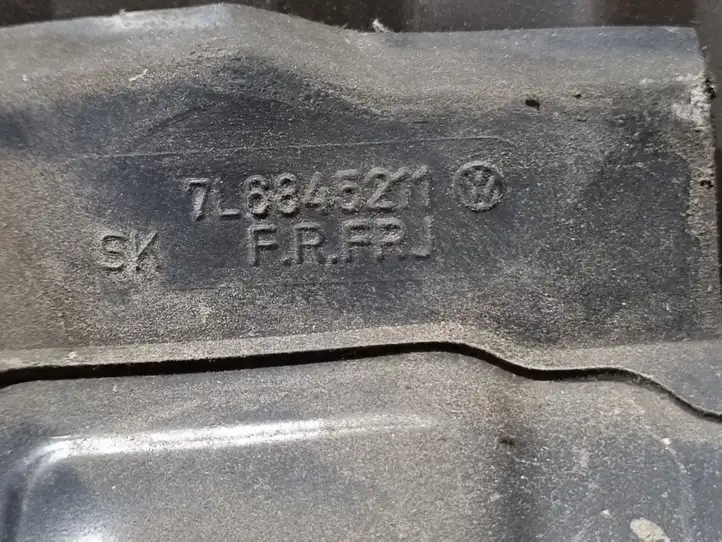 Volkswagen Touareg I (2002 - 2010) 7L6845211 Заднее стекло — фото 6