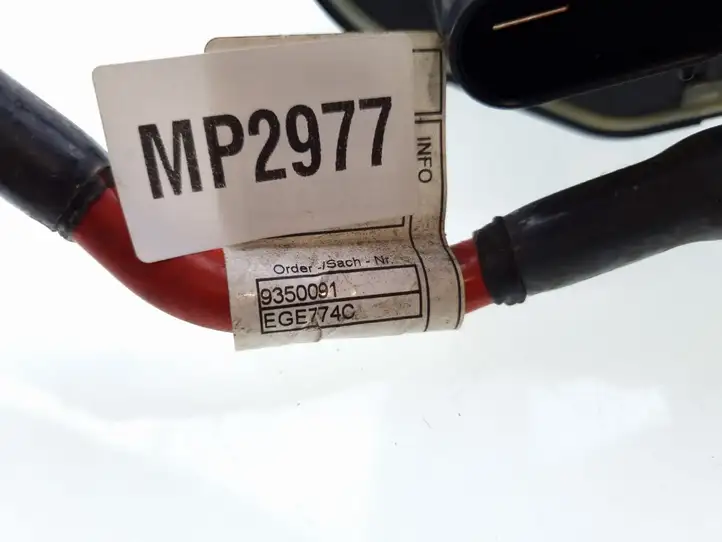 BMW X6 F16 (2014 - 2017) 9350091 Плюсовой провод аккумулятора — фото 2