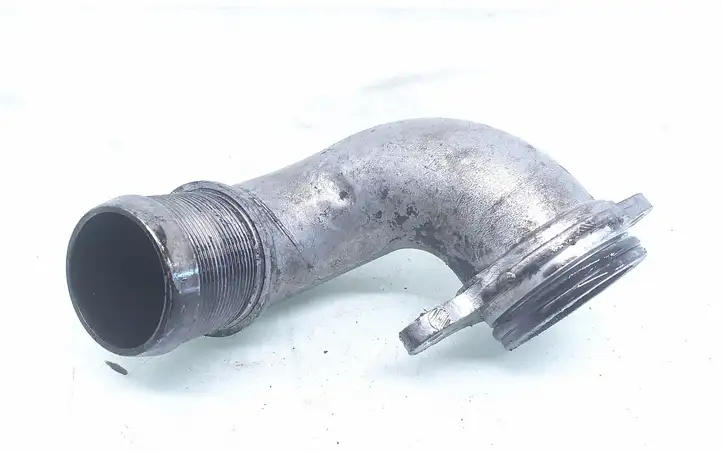 Opel Astra H (2004 - 2009) 55556011 Трубка подачи воздуха — фото 1