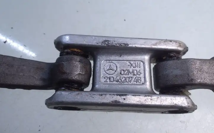 Mercedes-Benz E W211 (2002 - 2009) 2104620748 Кардан рулевого вала — фото 6