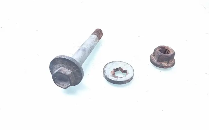 BMW 5 E39 (1996 - 2003) Болт развала-схождения — фото 2