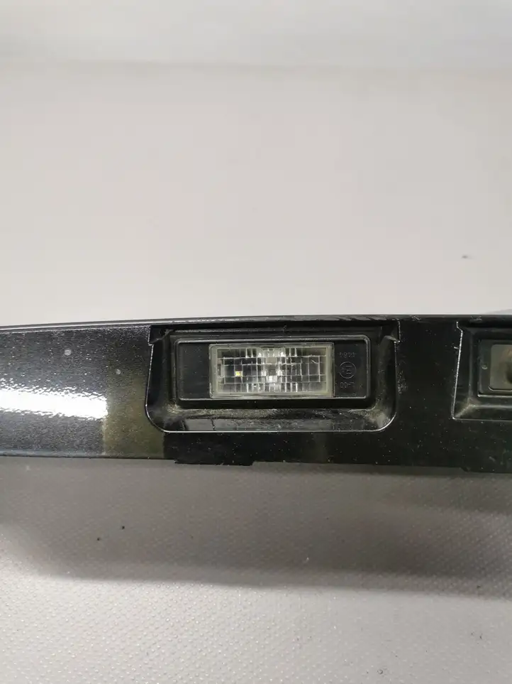Nissan Qashqai (2013 - 2017) Подсветка номера — фото 4