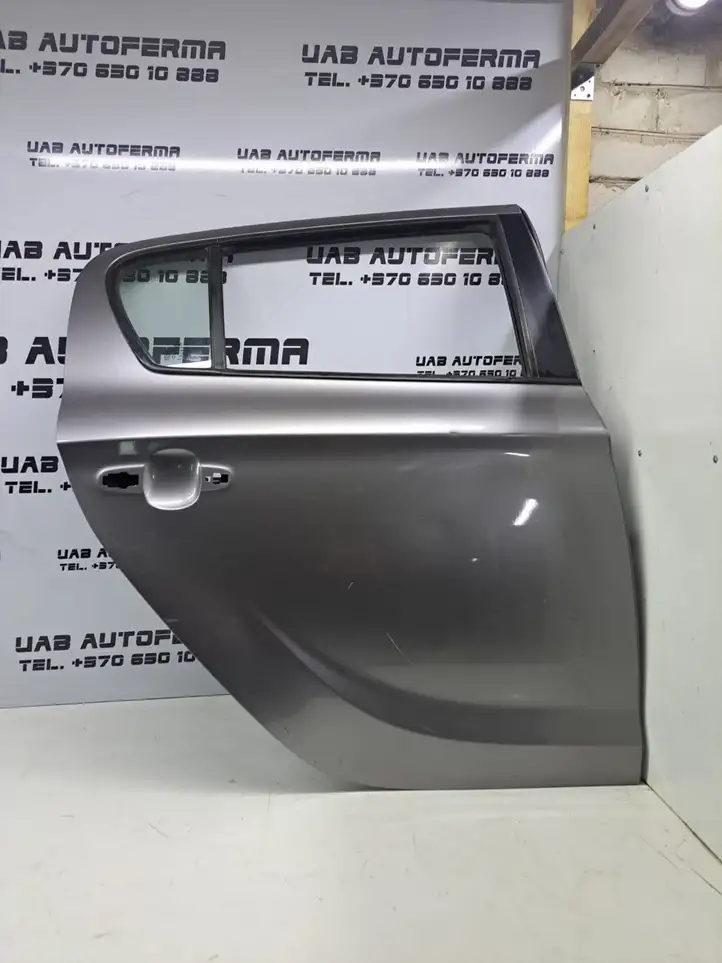 Hyundai i20 (PB PBT) (2012 - 2014) Задняя дверь — фото 1