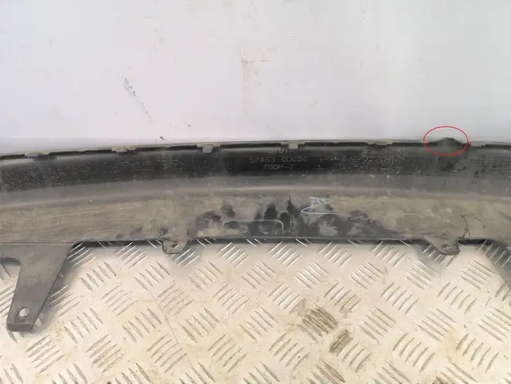 Toyota Yaris (2014 - 2019) 524530D050 Нижняя часть переднего бампера — фото 6
