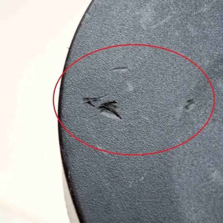 Toyota Prius (NHW20) (2003 - 2009) 6775047010 Обшивка багажника — фото 3
