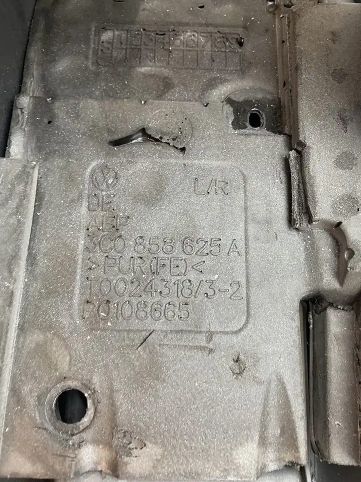 Volkswagen PASSAT CC (2008 - 2012) 3C0858625A Обшивка рулевой колонки — фото 6