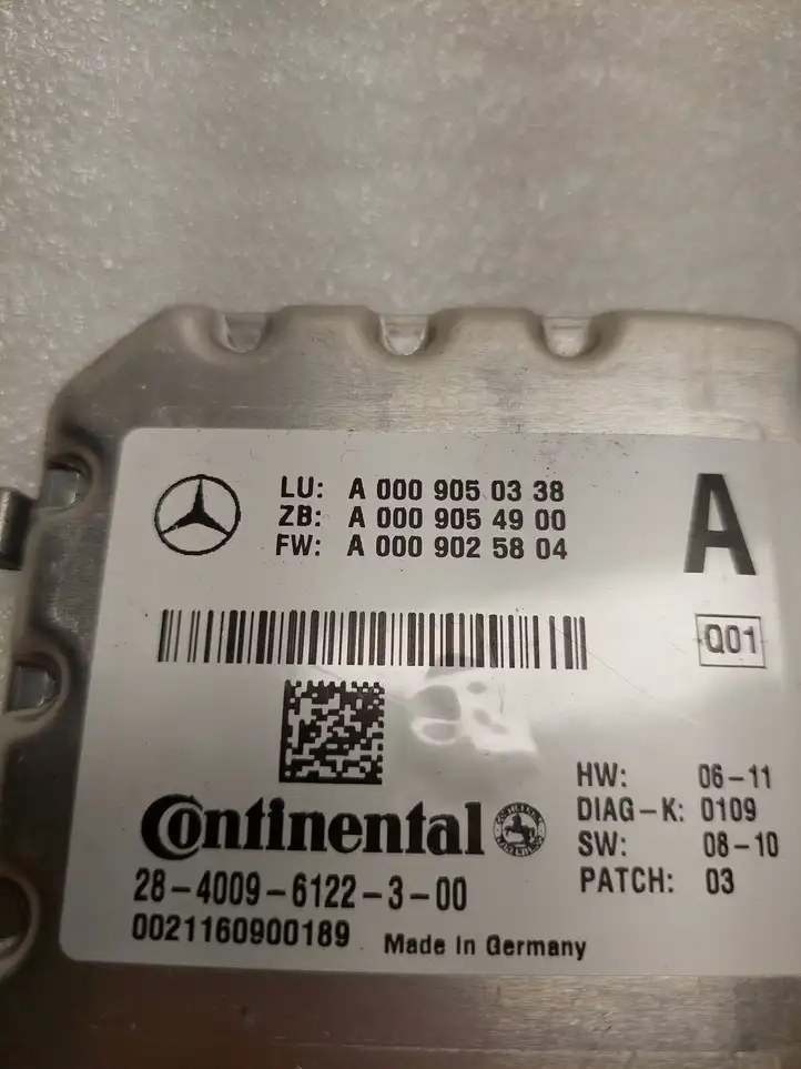 Mercedes-Benz C W204 (2007 - 2014) A0009050338 Камера в лобовом стекле — фото 2
