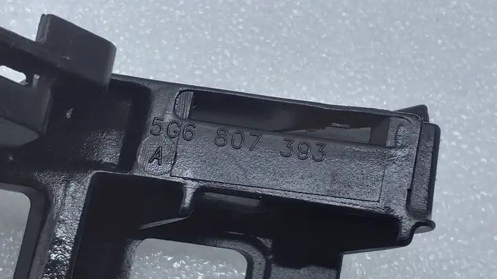 Volkswagen Golf VII (2013 - 2019) 5G6807393 Кронштейн угловой части бампера — фото 4