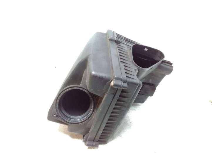 6893747 Volvo S80 Oro filtro dėžė