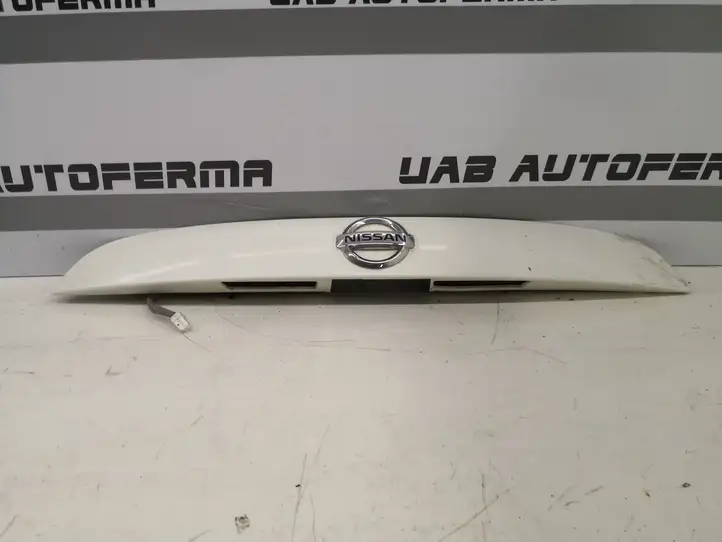 Nissan Juke I F15 (2010 - 2018) 90868BV80A Подсветка номера — фото 1