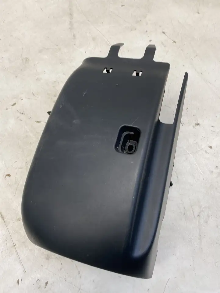 Skoda Octavia Mk3 (5E) (2013 - 2019) 5E0858566D Обшивка рулевой колонки — фото 3